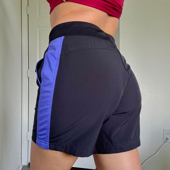 TEK GEAR Black and Blue Athletic Shorts - Picture 1 of 5